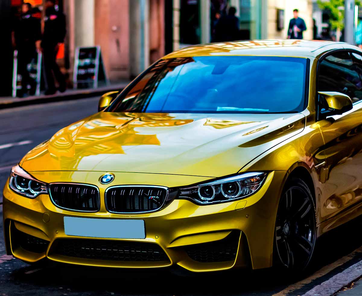 AutoHub - O seu centro de soluções Auto - CarrosUsados - Carros Como Novos - Carros Usados e Muito Mais em Lisboa- BMW M4
